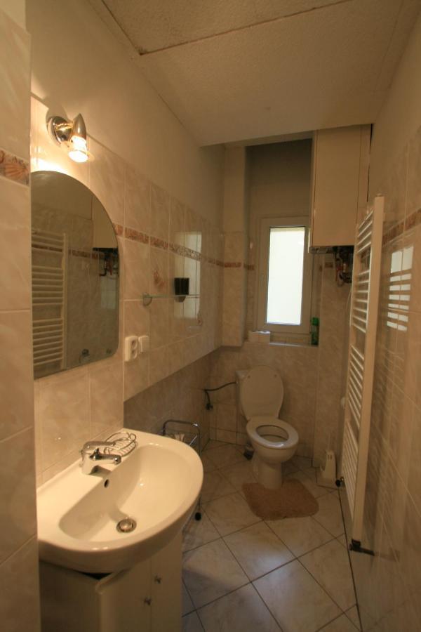 Apartment No. 19 Jaltska 3 การ์โลวีวารี ภายนอก รูปภาพ